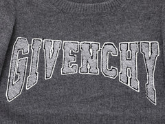 GIVENCHY Classic Crew Neck KNIT SWEATER